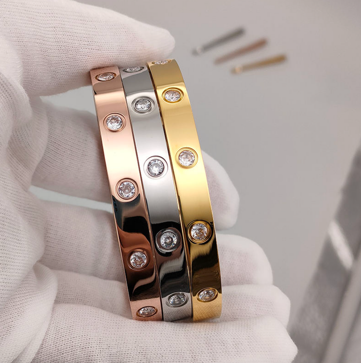 18K Gold Plated Screw Bangle Bracelet
